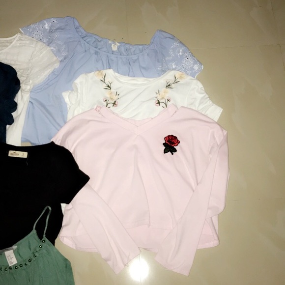 Bundle of Clothes - Picture 2 of 3